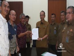 KPH Bogor Jalin Kerjasama Pasokan Daun Serai Wangi