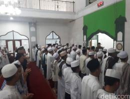 Ratusan Santri Bogor Gelar Sholat Ghaib untuk korb